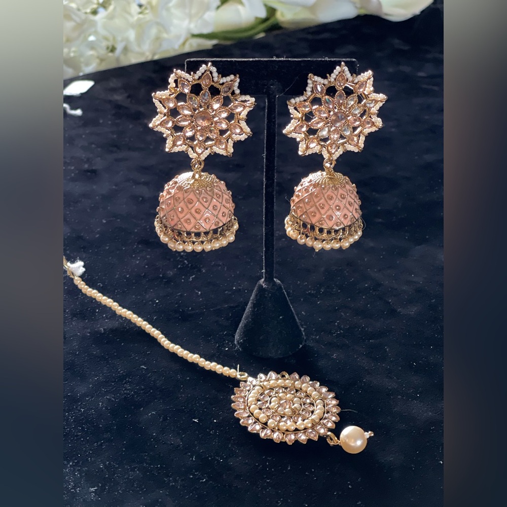 Peach color jhumke with tikka set new